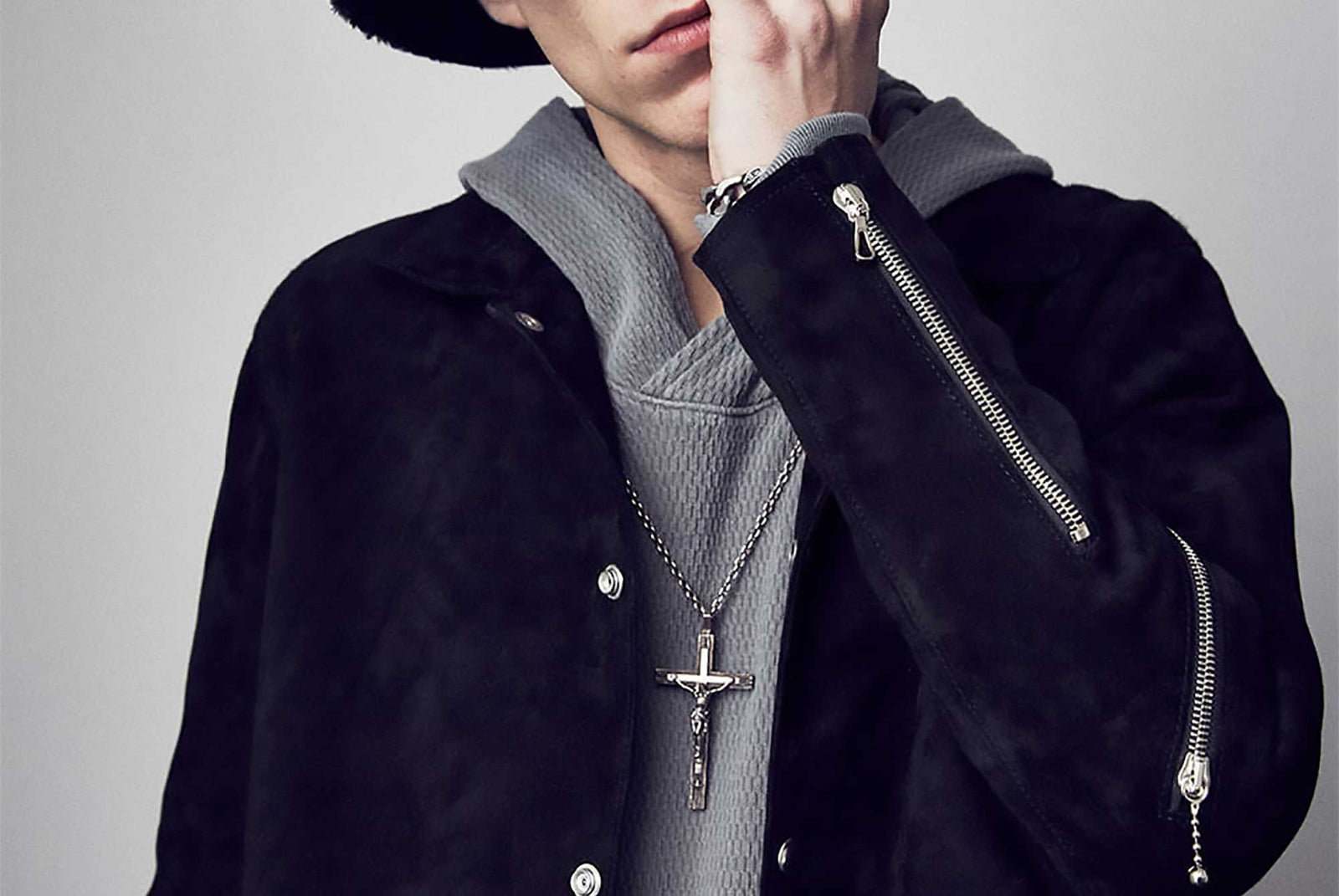 STRUM × JOHNNY BUSINESS