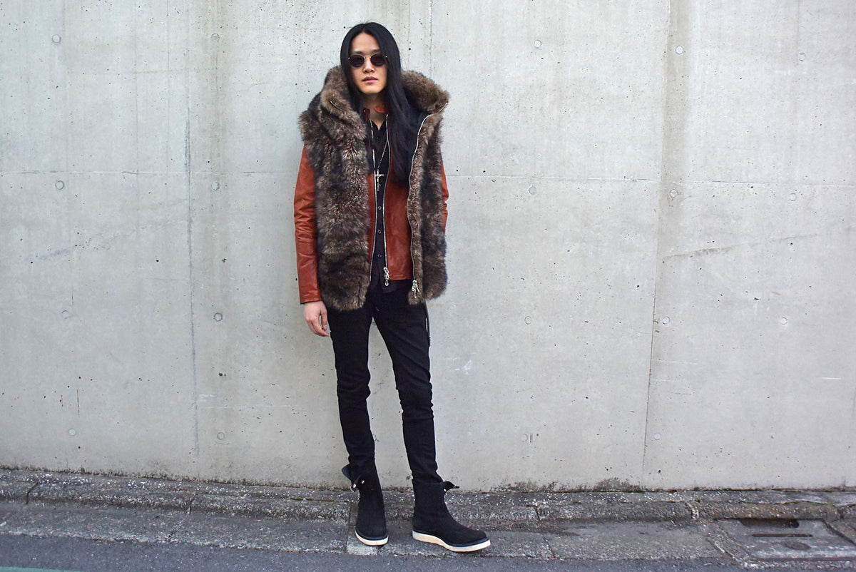 THE FEW 黒レザー ファー付きベスト