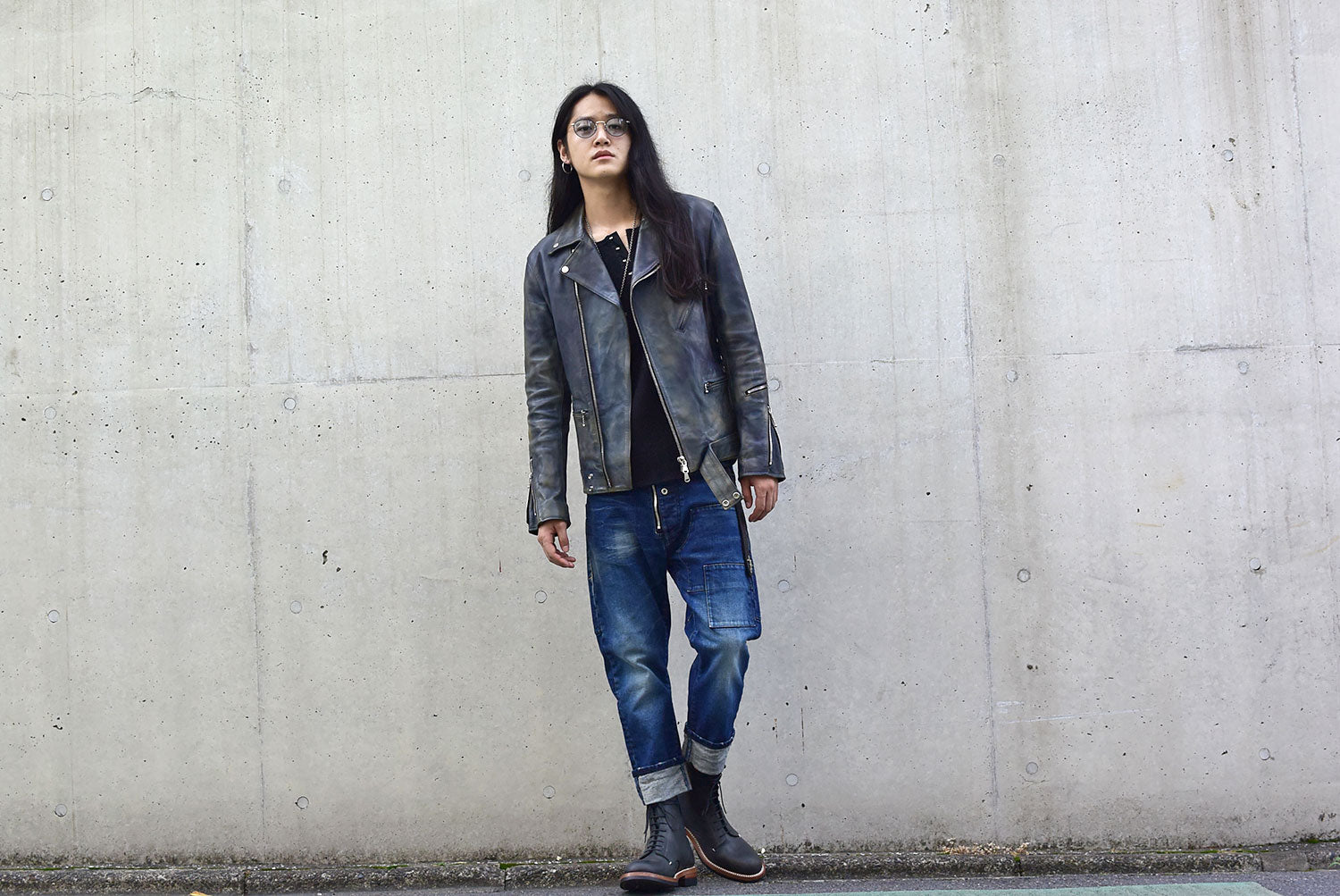 Coordination using American casual items that are not influenced by STRUM style trends