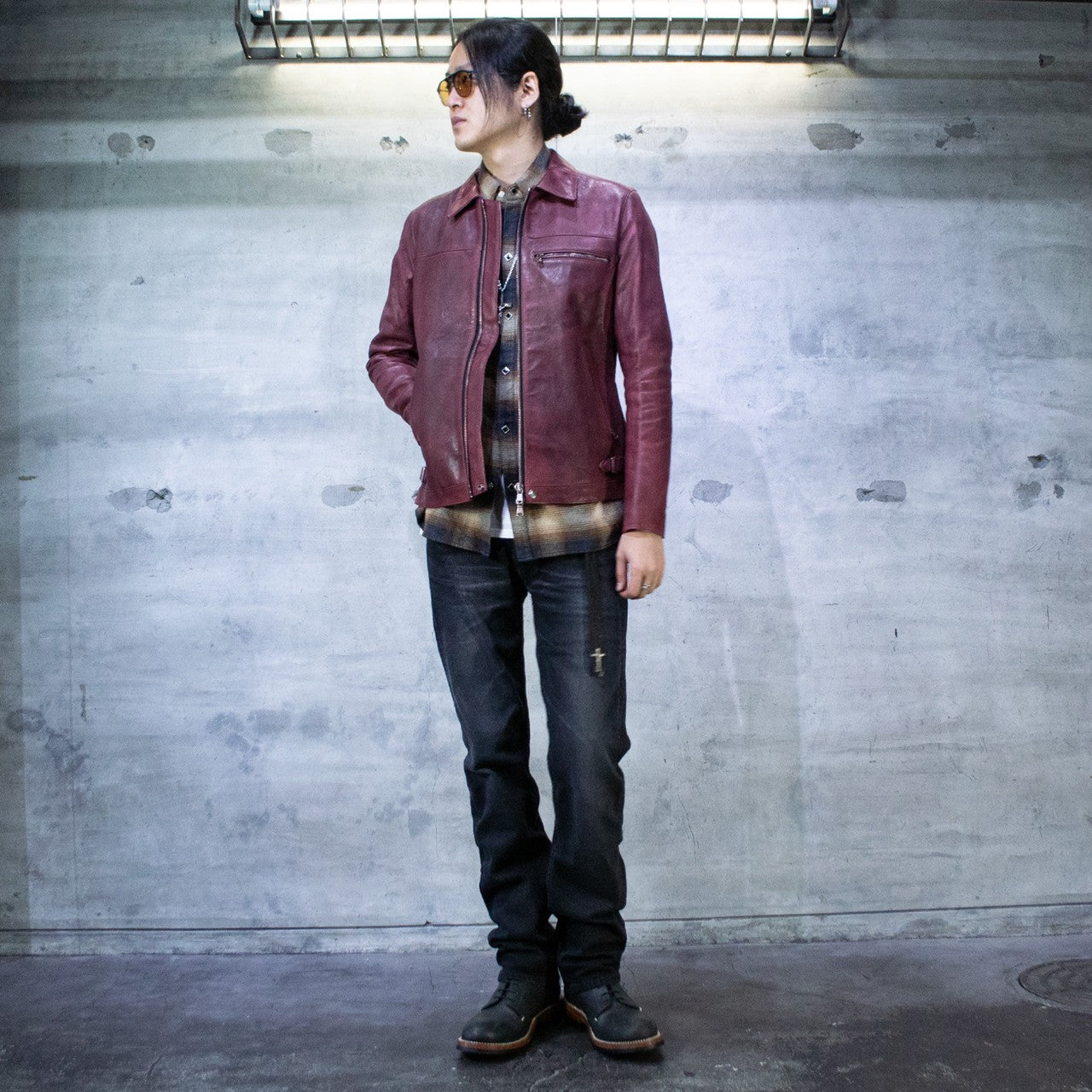 Coordinates with Burning dyed single riders jacket "FEVER"!
