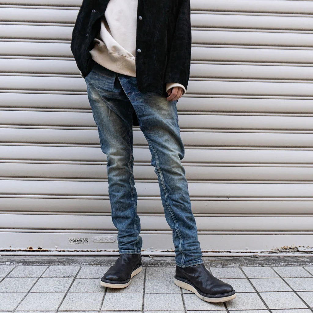 STRUMブーツの代表作ライダースブーツ『TRASH』
