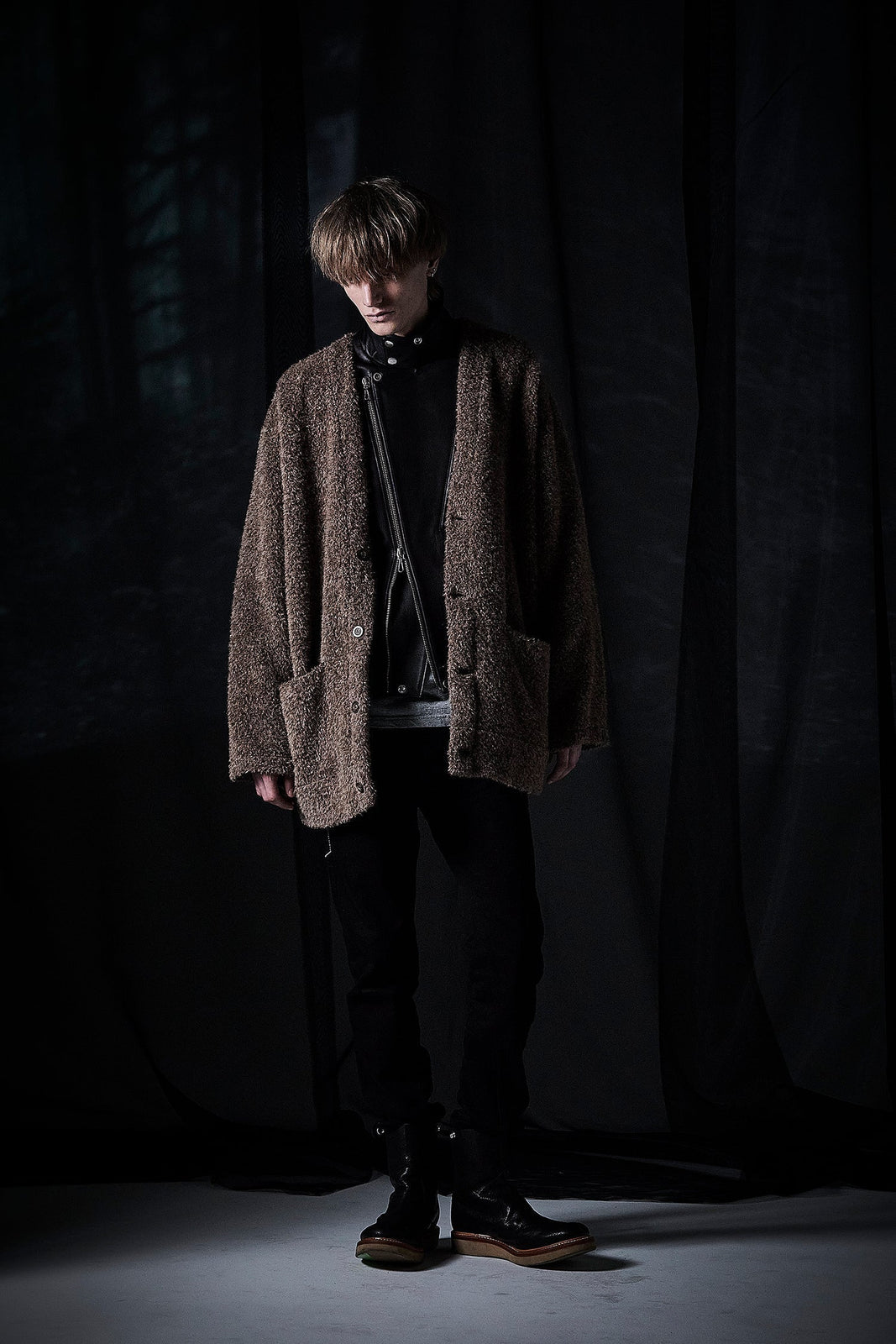 LOOK 06