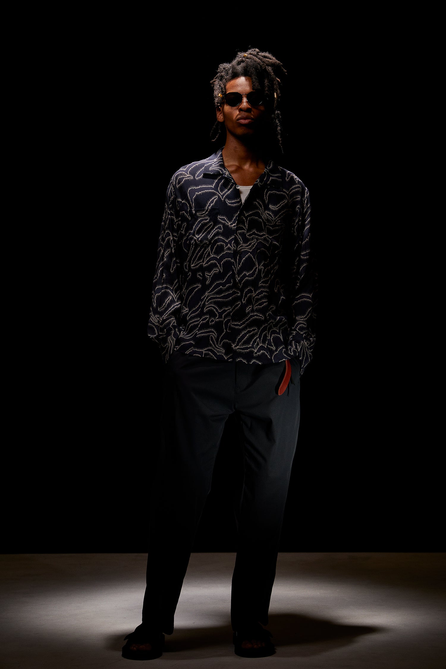Load image into Gallery viewer, Spun Poly Stretch Tweel Pistol Pants - BLACK x GRAY