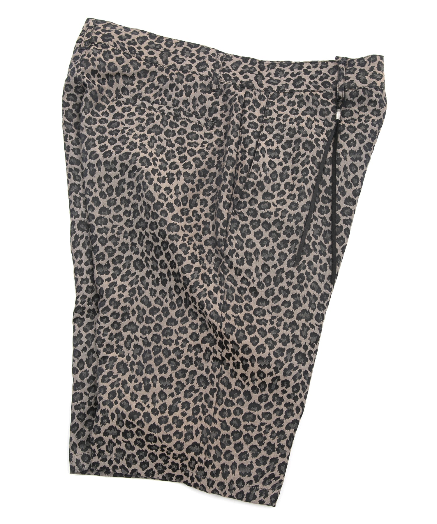 Load image into Gallery viewer, Nylon Cotton Two-Bath Dyed Leopard Jacquard Shorts - BROWN