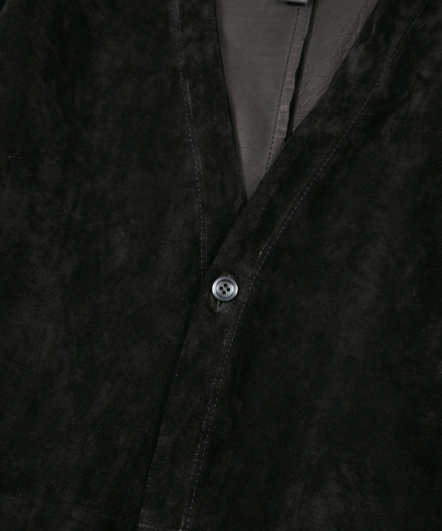Load image into Gallery viewer, Calf Suede Long ALTERNA Cardigan - BLACK