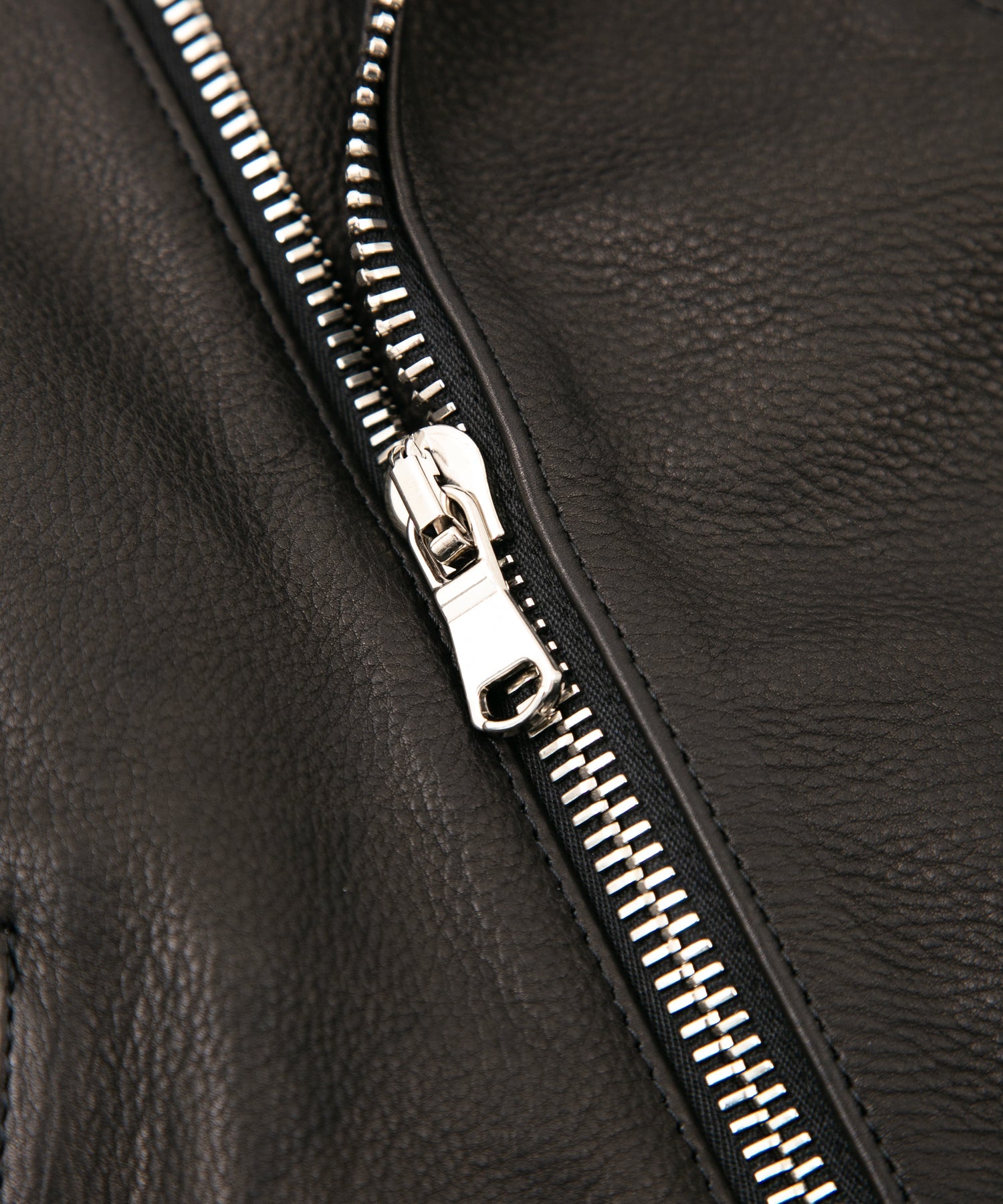 Load image into Gallery viewer, New Zealand Calf Skin "CRAY" Studs Double Riders - BLACK