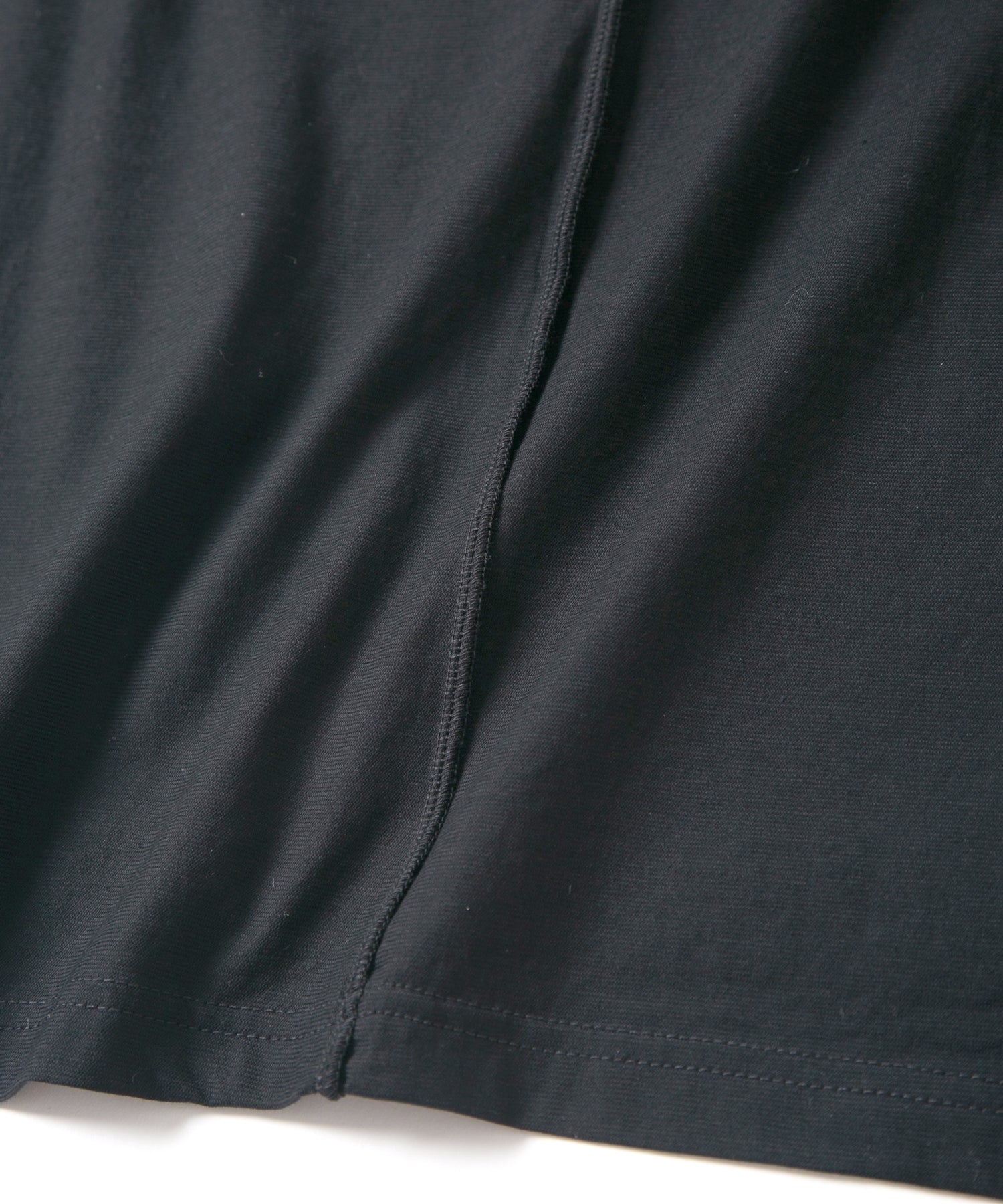 Load image into Gallery viewer, Hight Twisted Single Jersey H/S T-Shirts - BLACK