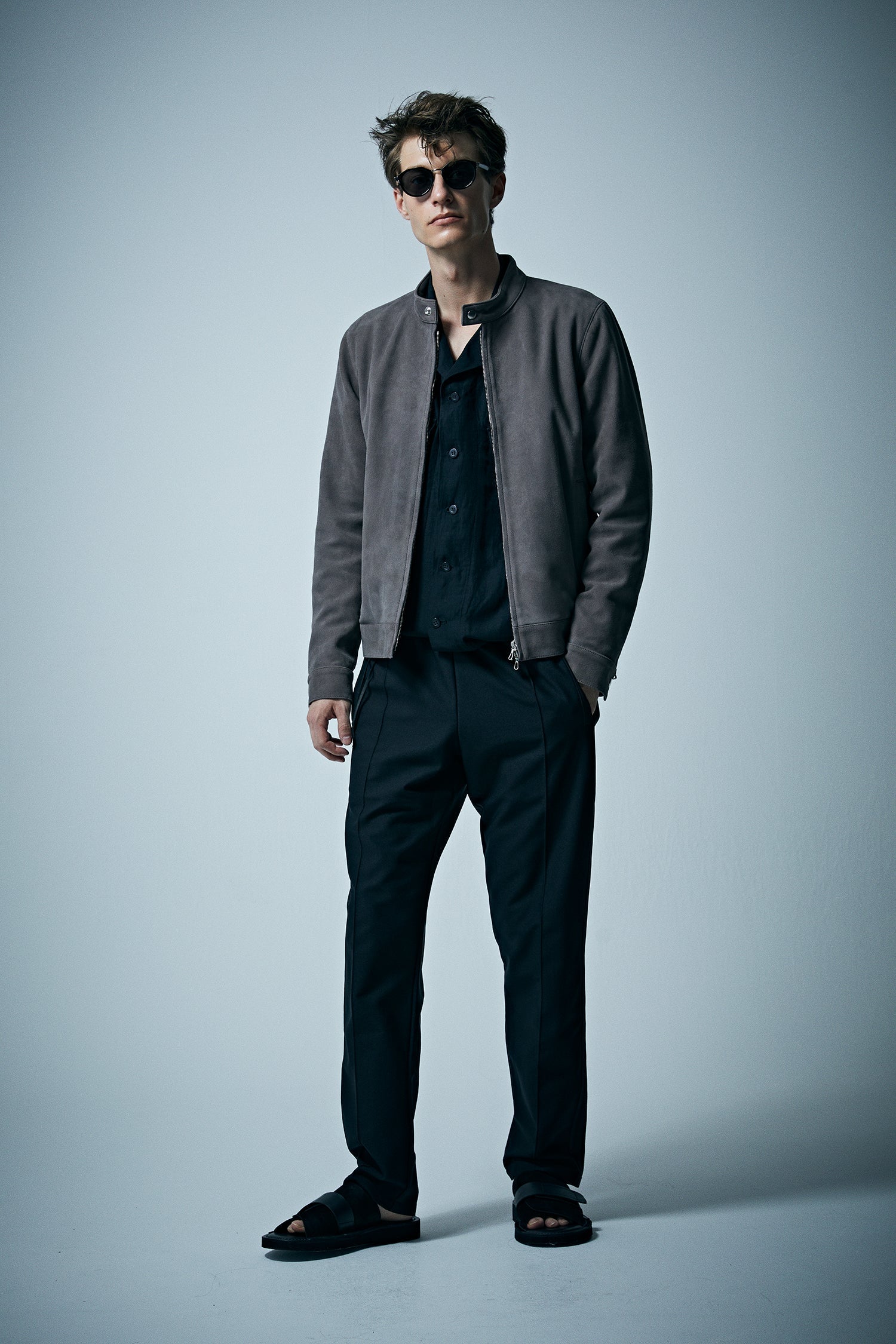 Load image into Gallery viewer, Polyester Cupra Nylon Jersey Track Tapered Pants - BLACK