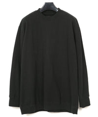 Load image into Gallery viewer, Vintage Filled Vintage Finish Fleece-Lined Crew Neck L/S Sweatshirt - BLACK