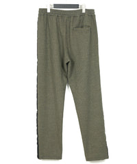 Load image into Gallery viewer, Poly-Rayon Stretch Dobby Track Tapered Pants - YELLOW x NAVY
