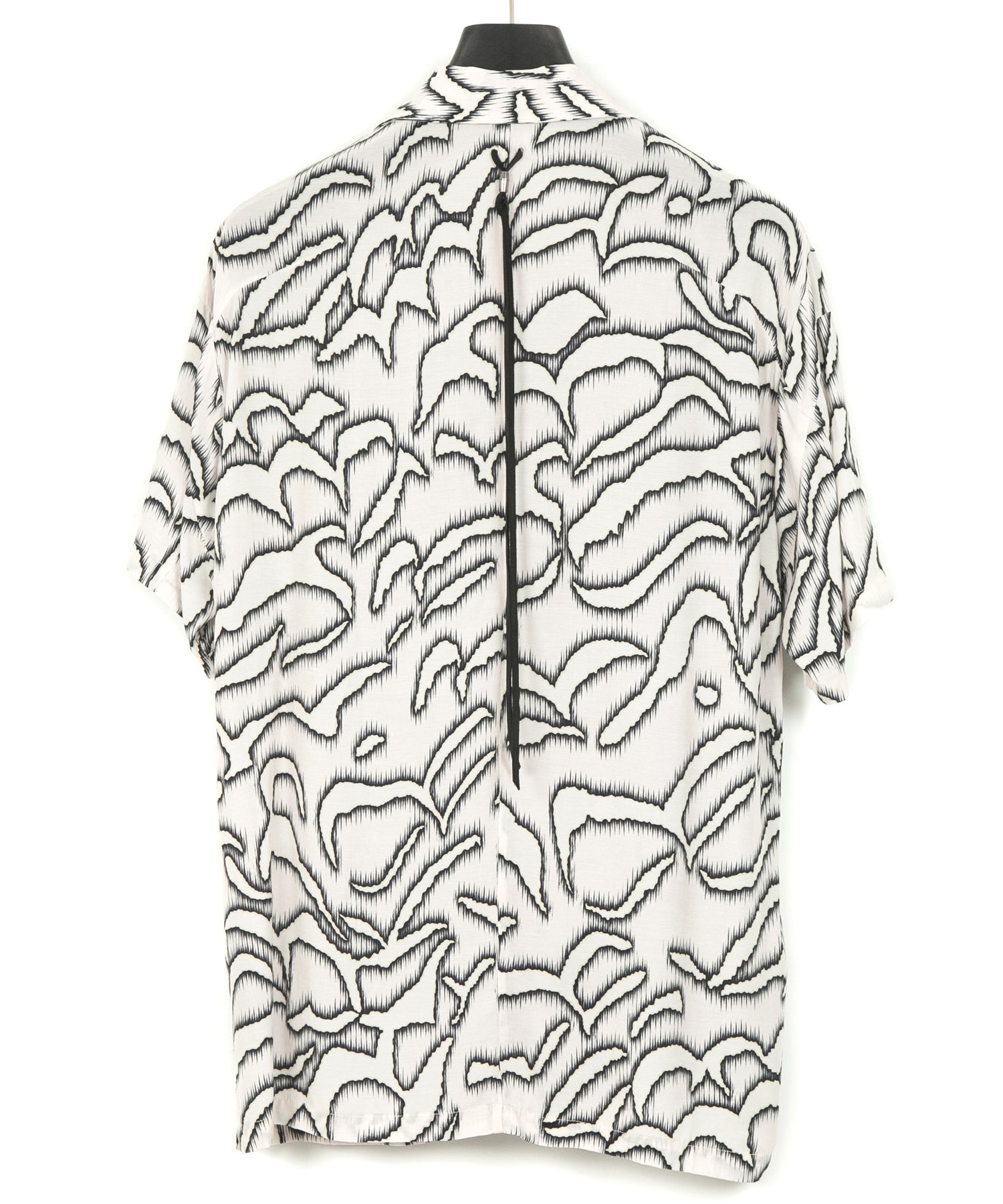 Load image into Gallery viewer, Cupra rayon print H/S open collar shirt - WHITE