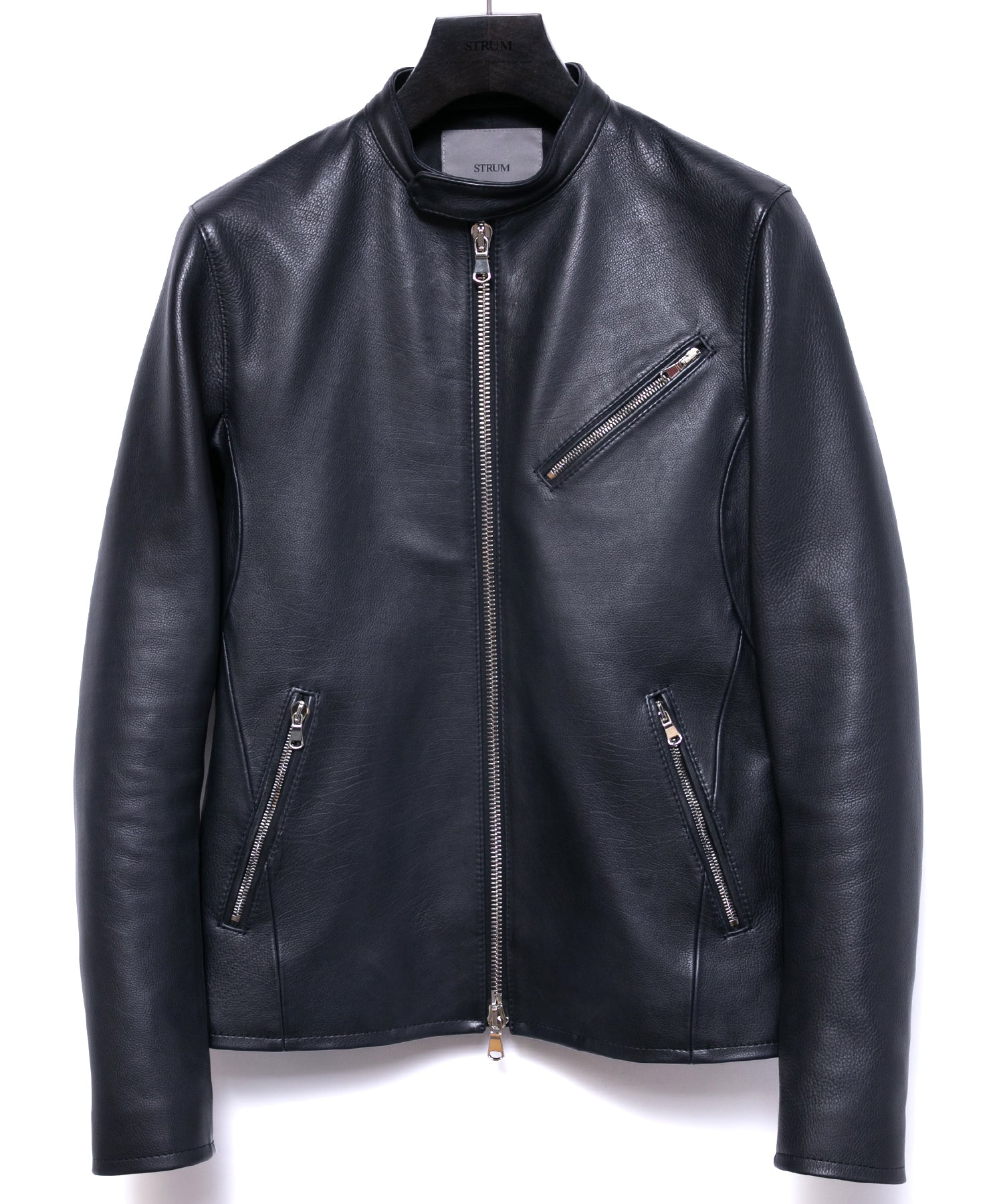 Attachment ドイツカーフ シングルライダース オイルカーフ LUCA シングルライダースジャケット - BLACK – STRUM