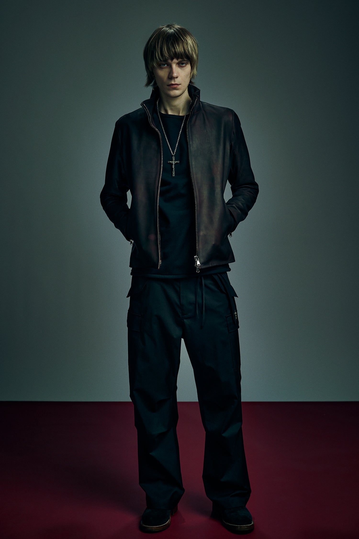 Load image into Gallery viewer, JapaneseWhite × Vegetable Tanned Calfskin Burning Dyed NINA High-neck Blouson - CRIMSON RED