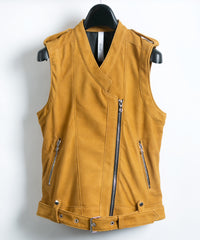 Load image into Gallery viewer, Lucinda Highland Lamb Silky Suede Vest / Camel