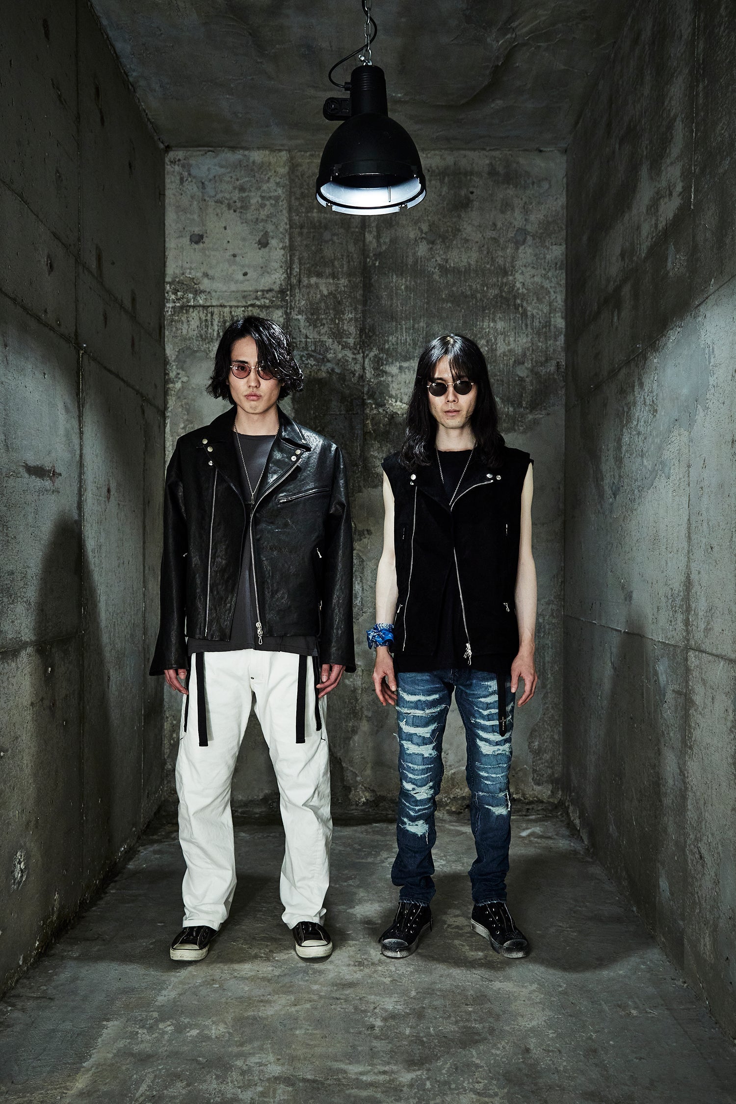 画像をギャラリービューアに読み込む, STRUM × P.E.O.T.W AG フルタンニン ピット鞣し シュリンク ホースハイド オーバーダブルライダースジャケット - BLACK