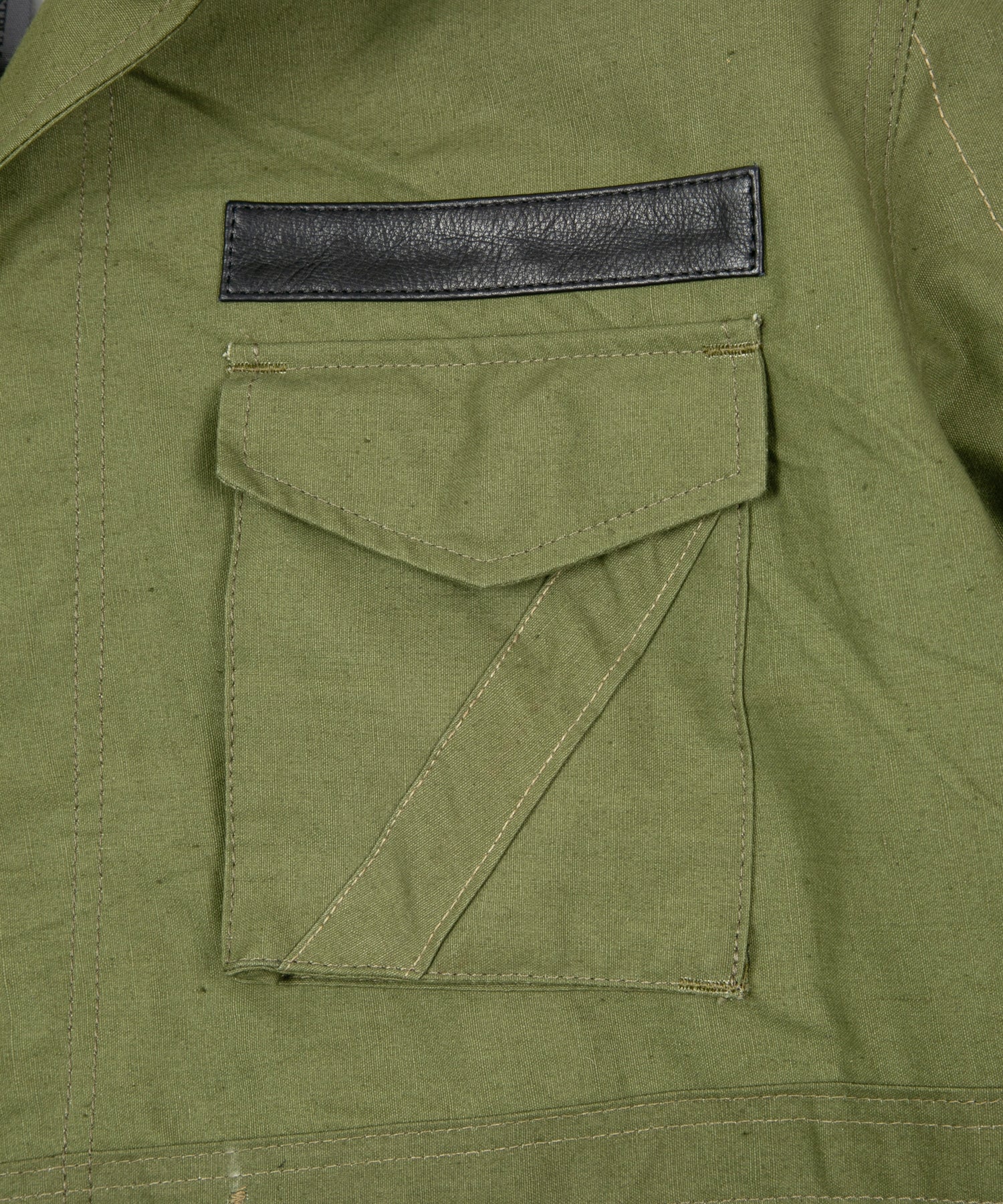 Load image into Gallery viewer, Japan Steer hide&French Military Dead Stock Poncho Combination Blouson - BLACK × KHAKI