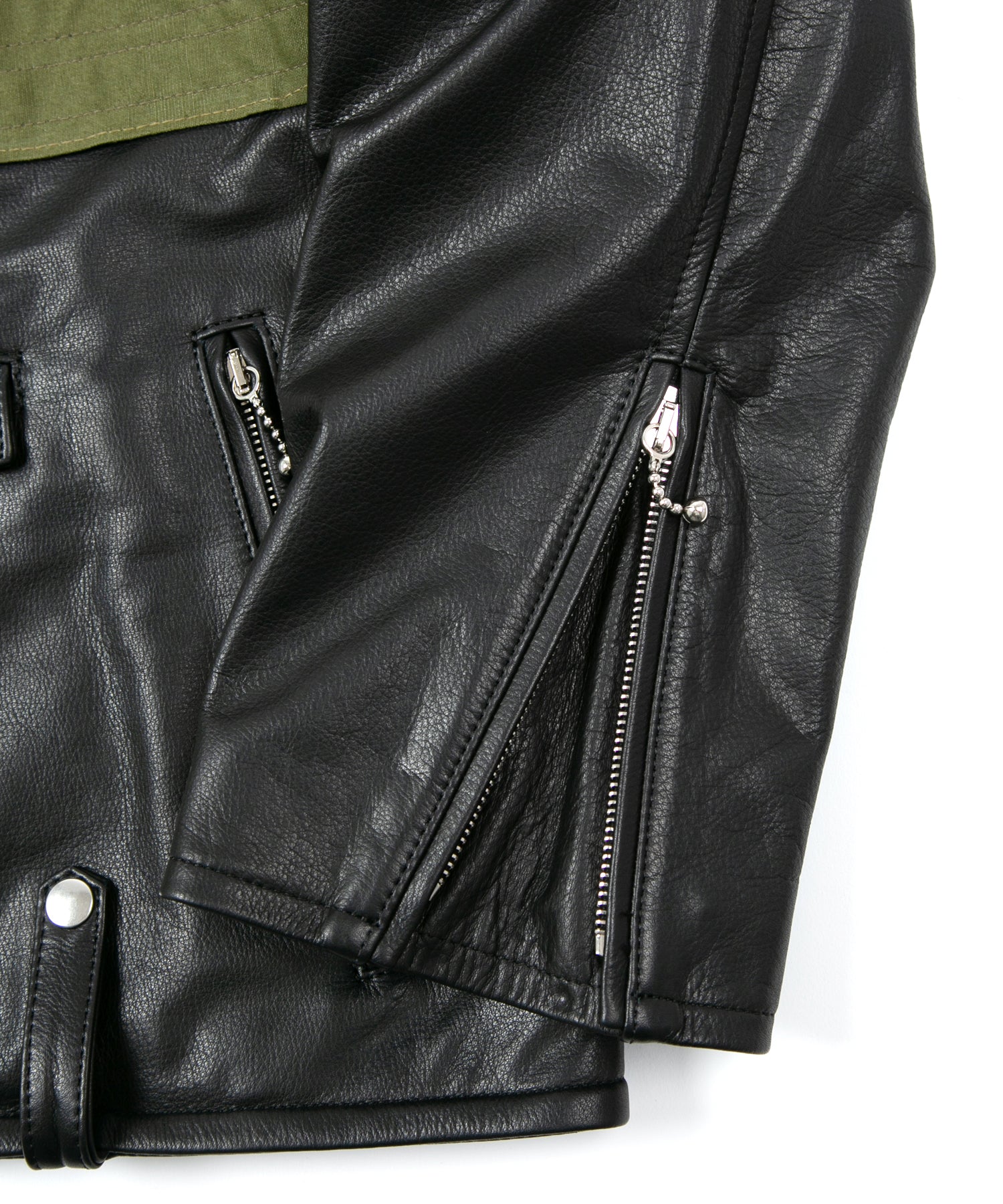 Load image into Gallery viewer, Japan Steer hide&French Military Dead Stock Poncho Combination Blouson - BLACK × KHAKI