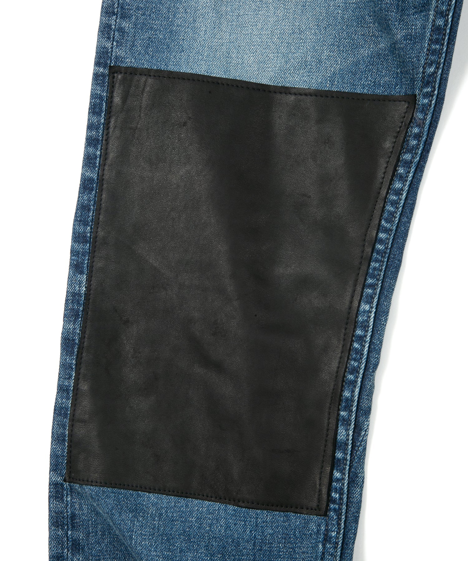 Load image into Gallery viewer, 12.5oz Organic Cotton Stretch Denim "TIGHT JOE" Tight Straight Jeans USED PROCESSING & LEATHER W KNEES , POCKET / INDIGO