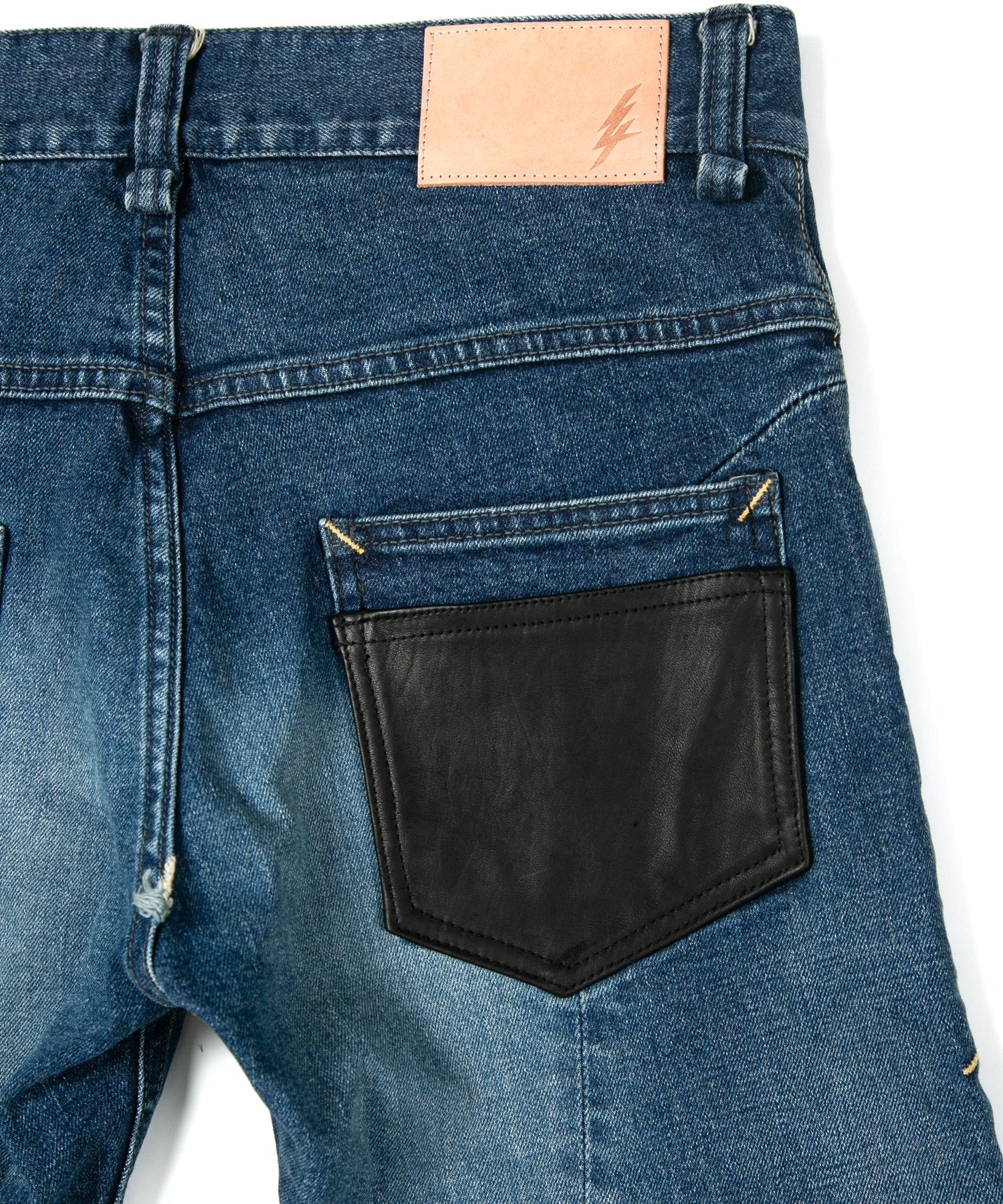 Load image into Gallery viewer, 12.5oz Organic Cotton Stretch Denim "TIGHT JOE" Tight Straight Jeans USED PROCESSING & LEATHER W KNEES , POCKET / INDIGO