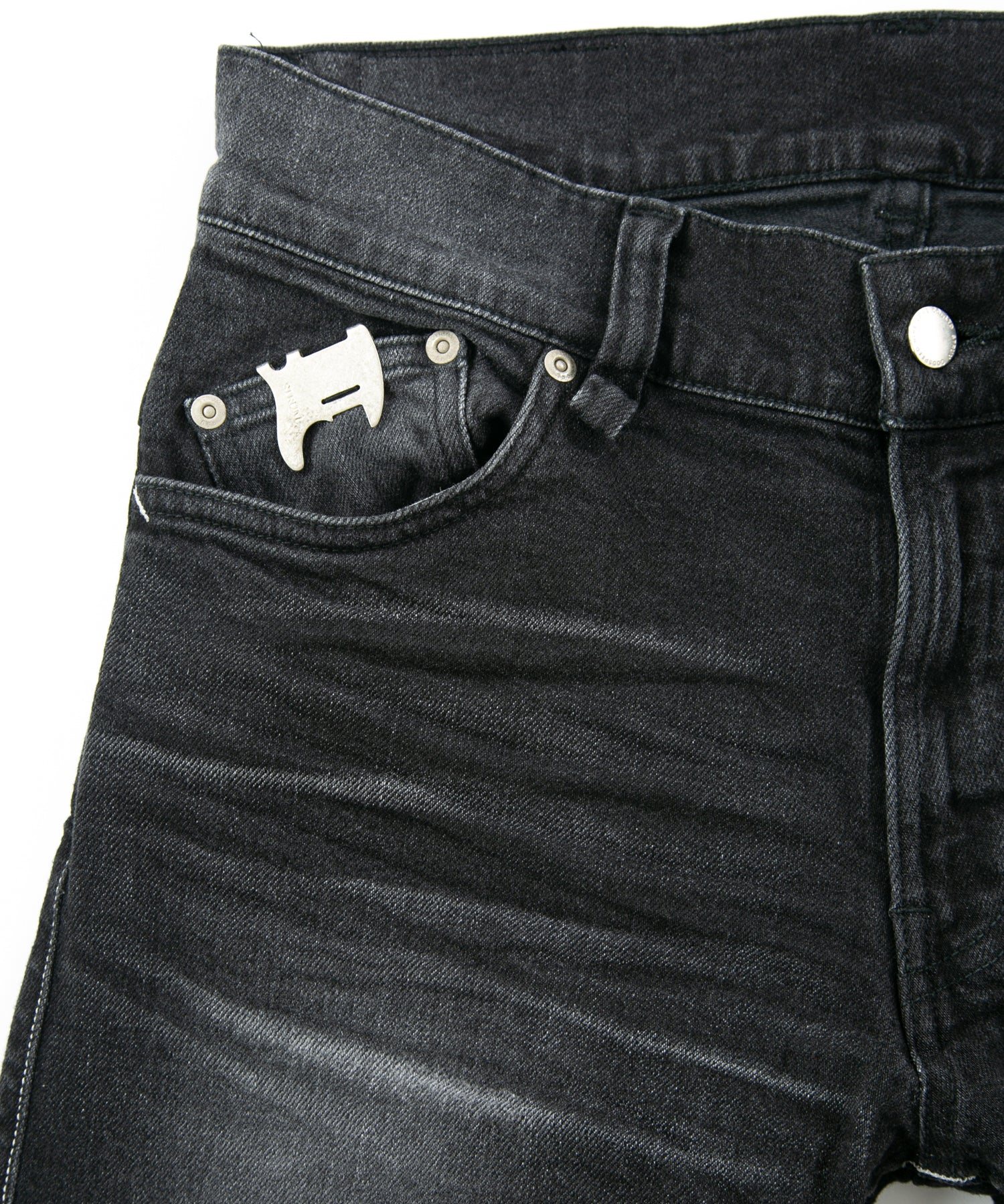 Load image into Gallery viewer, 11oz Organic Cotton Stretch Denim "TIGHT JOE" Tight Straight Jeans USED PROCESSING / BLACK