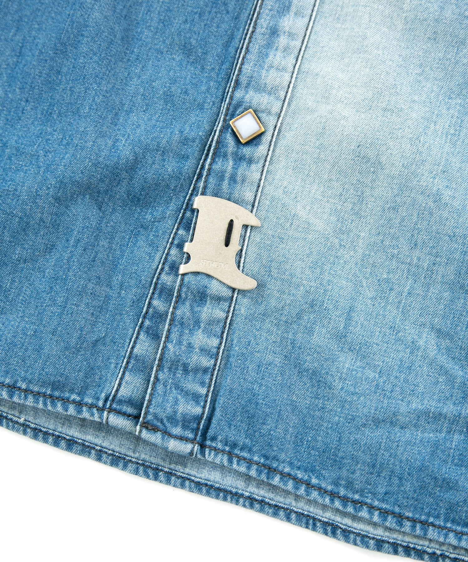 Load image into Gallery viewer, 5.3oz Organic Cotton Denim "TRAVIS" Long Sleeved Western shirt / INDIGO