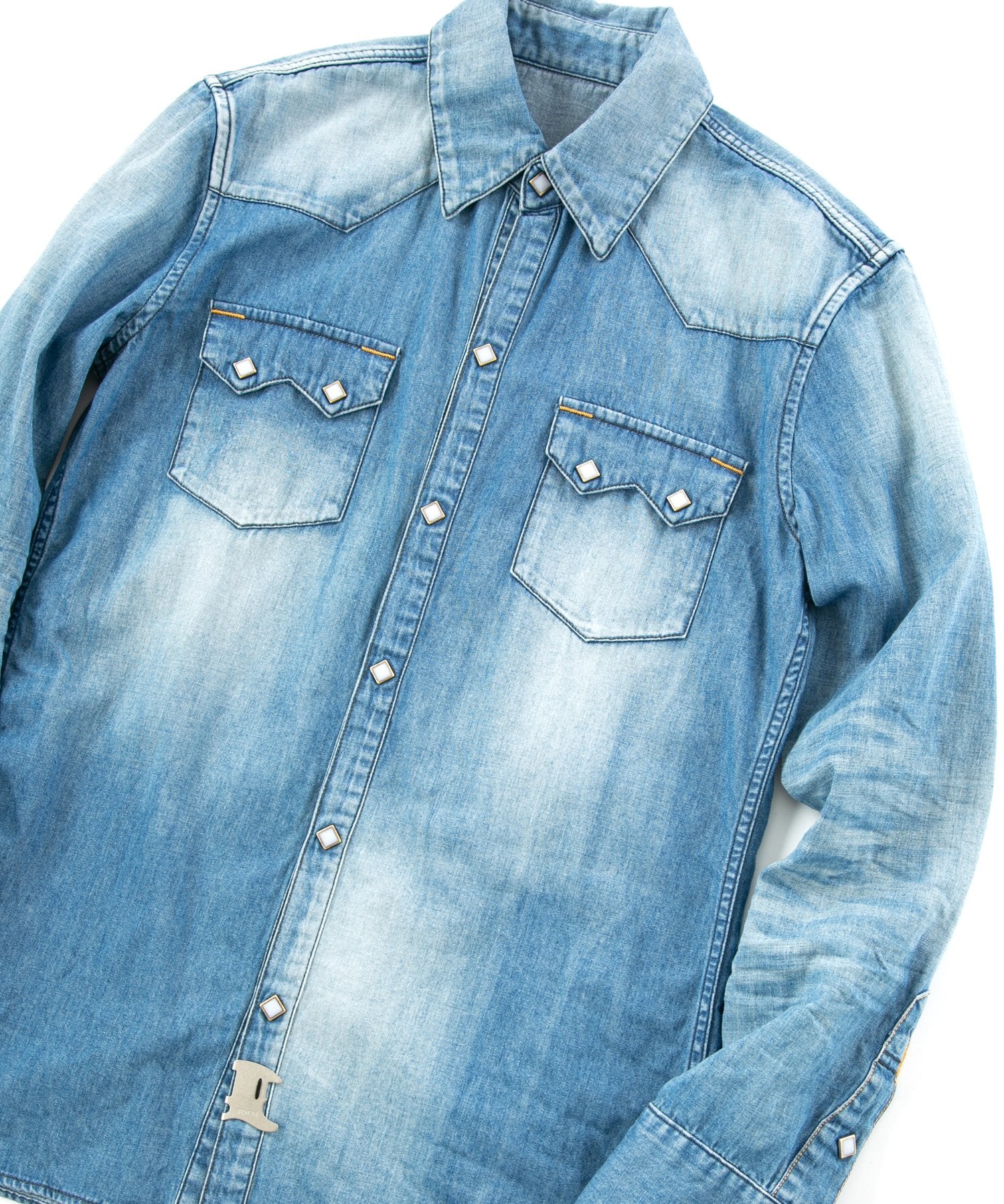 Load image into Gallery viewer, 5.3oz Organic Cotton Denim "TRAVIS" Long Sleeved Western shirt / INDIGO