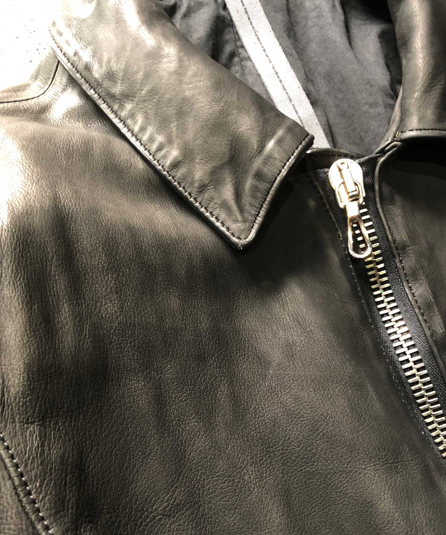 Load image into Gallery viewer, Domestic Vegetable Full Tanned Calf Skin Garment Dyed Single Riders Jacket / Black