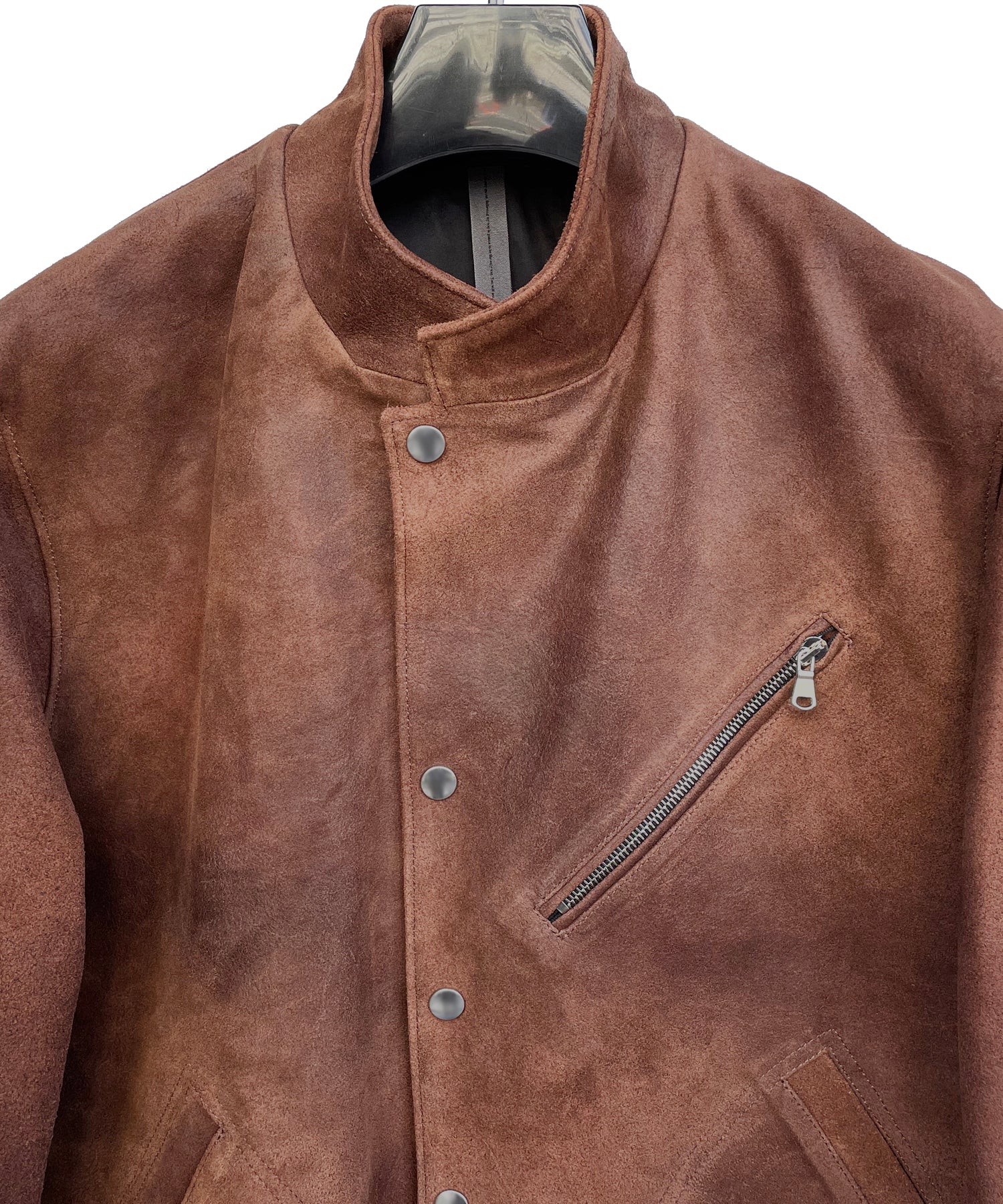 Load image into Gallery viewer, Random Wax Grazing Japan Cow hide "TRAMPER" Tramper Coat