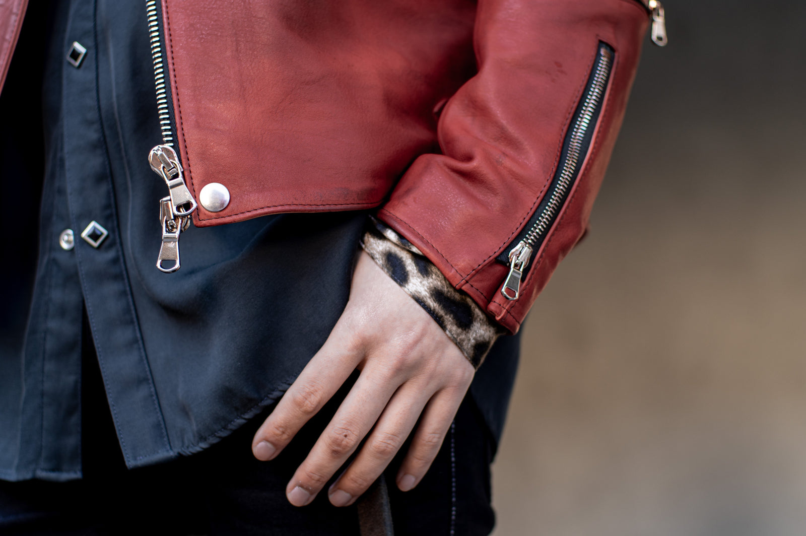 Burning dyed – DEEP RUBY『LIST』深紅が馴染む、2つのスタイル