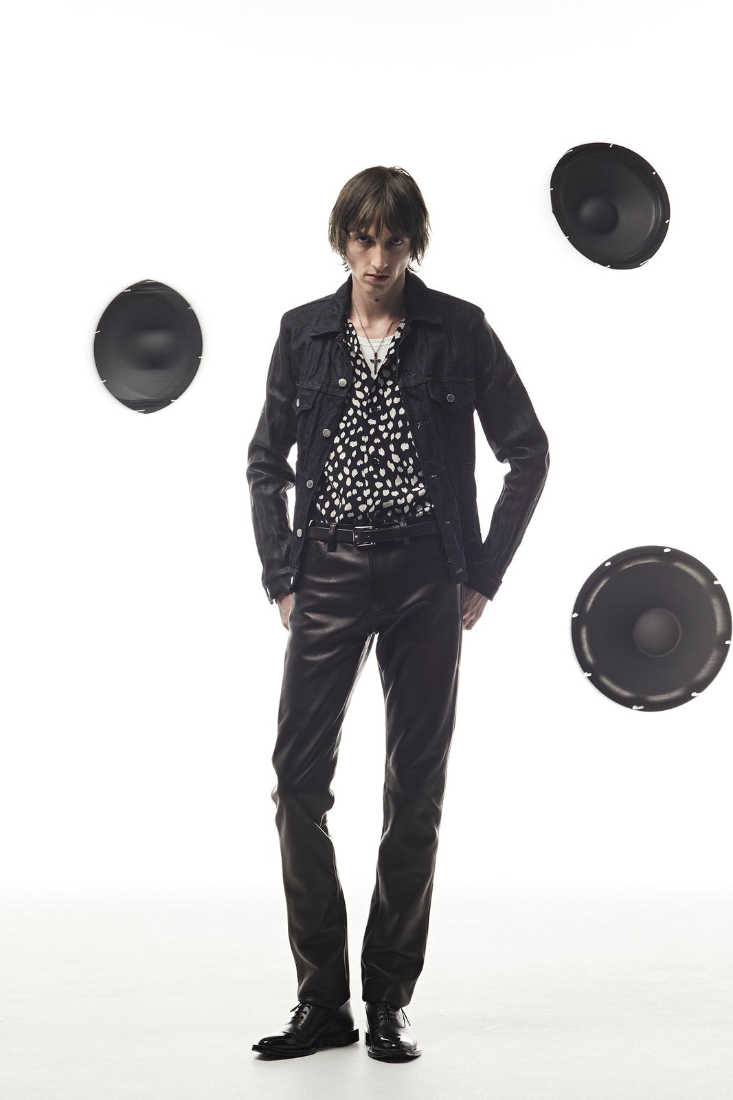 LOOK 16