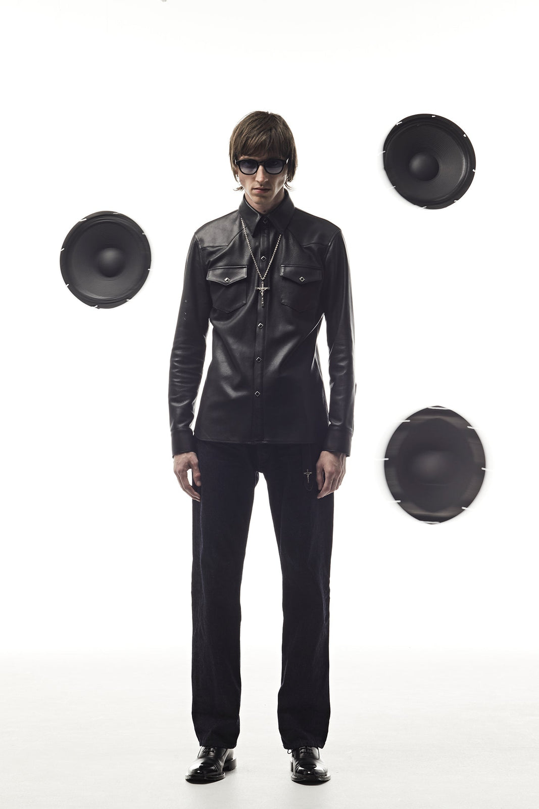 LOOK 19