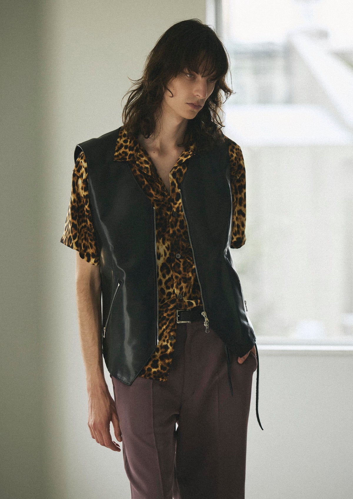 LOOK 04