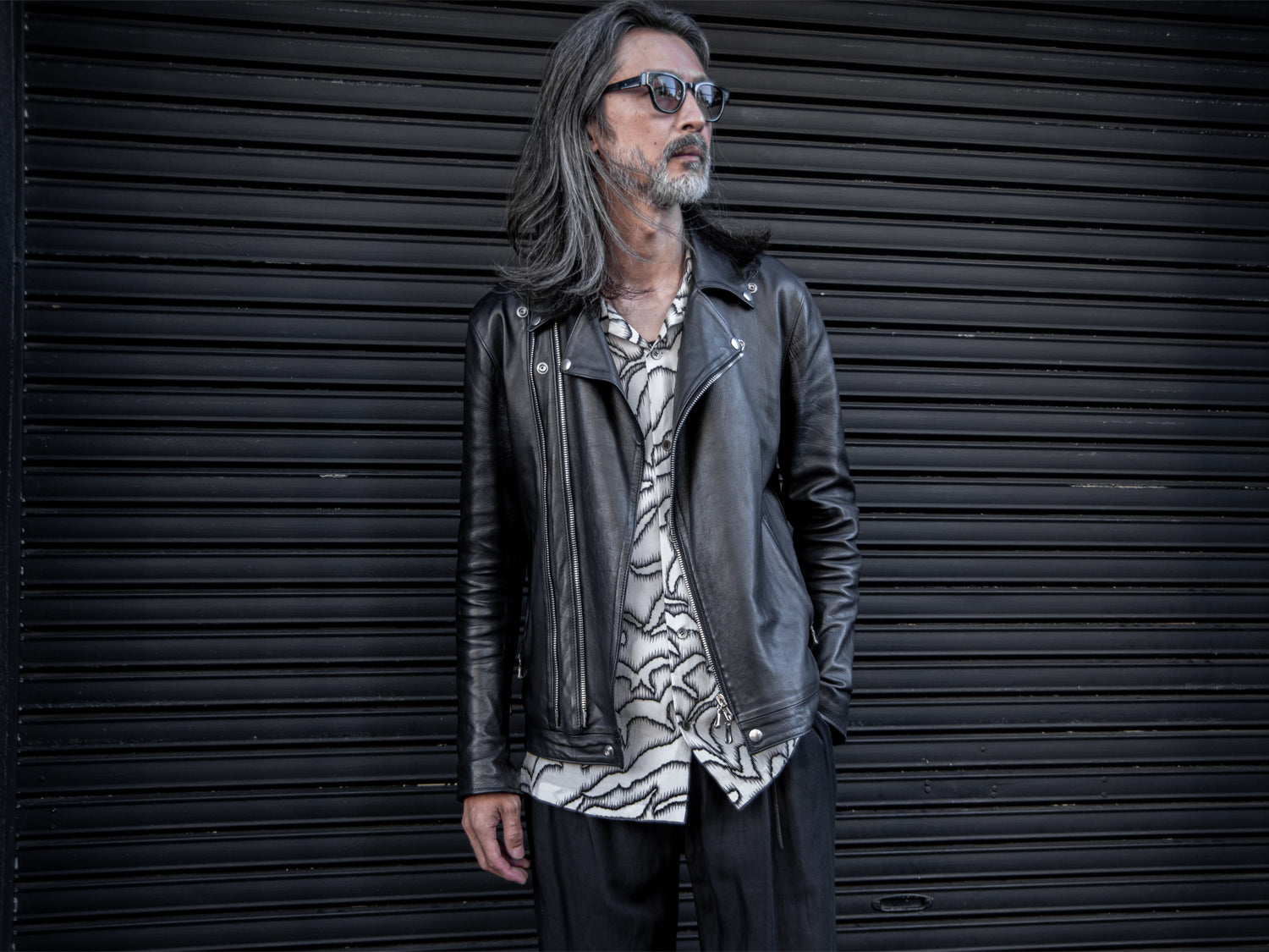 STRUM 2025-26 A/W "Smother" START
