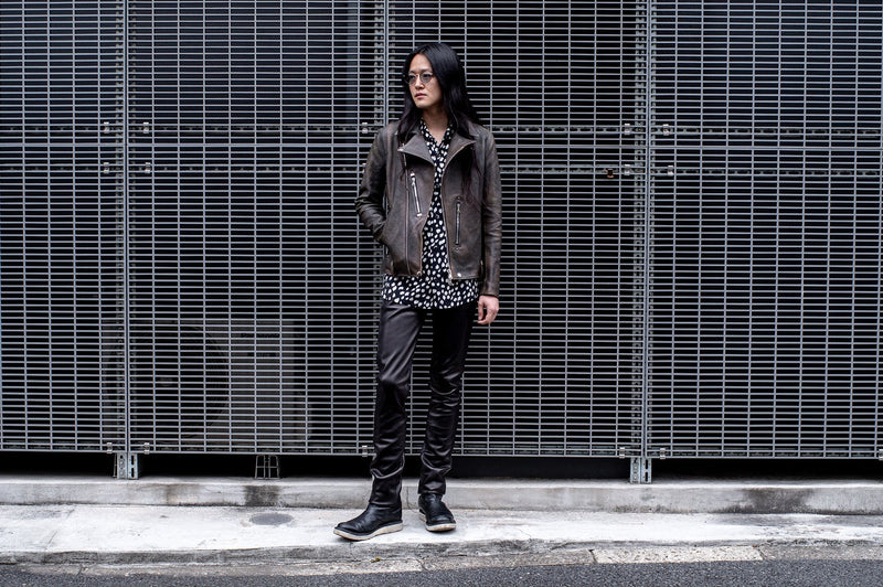 陽が沈む色を纏う、Burning dyed 新色『NIGHTFALL NAVY』