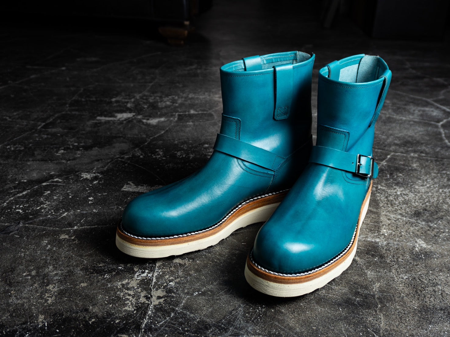 革や縫製、仕様に渡るまで妥協なく作製した本格的エンジニアブーツ