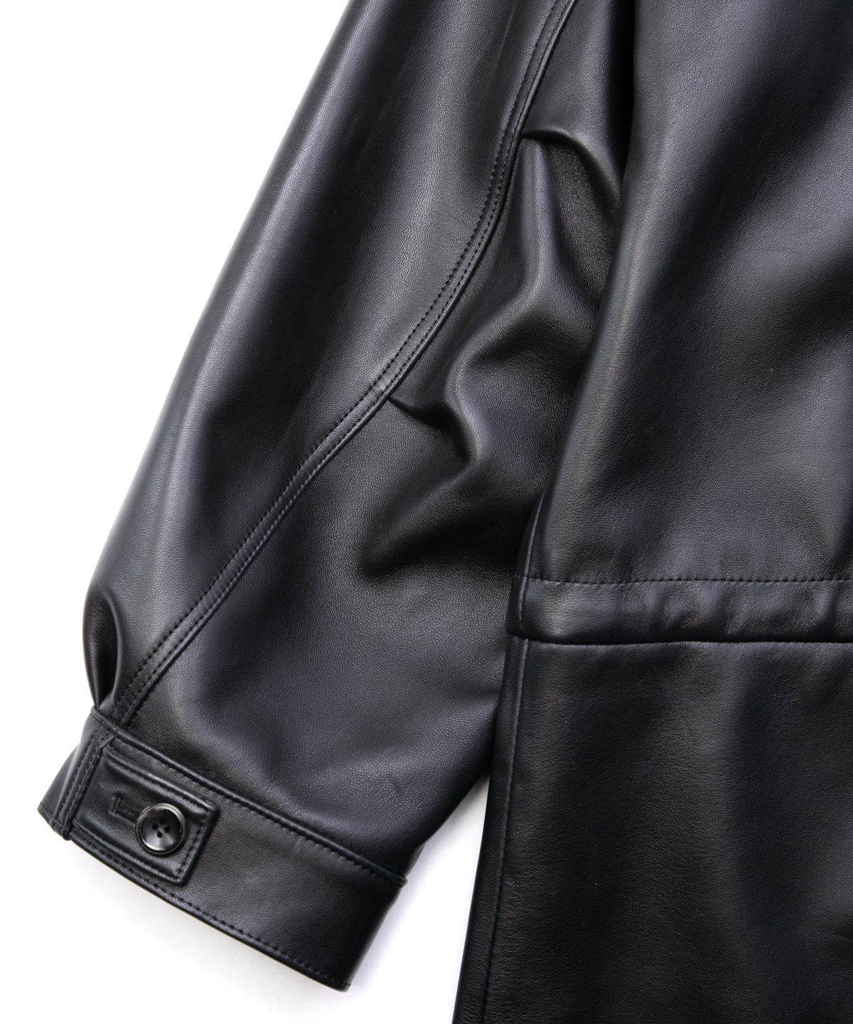 モンゴル ラム RUMBLE [DARK] フィッシュテールコート - BLACK