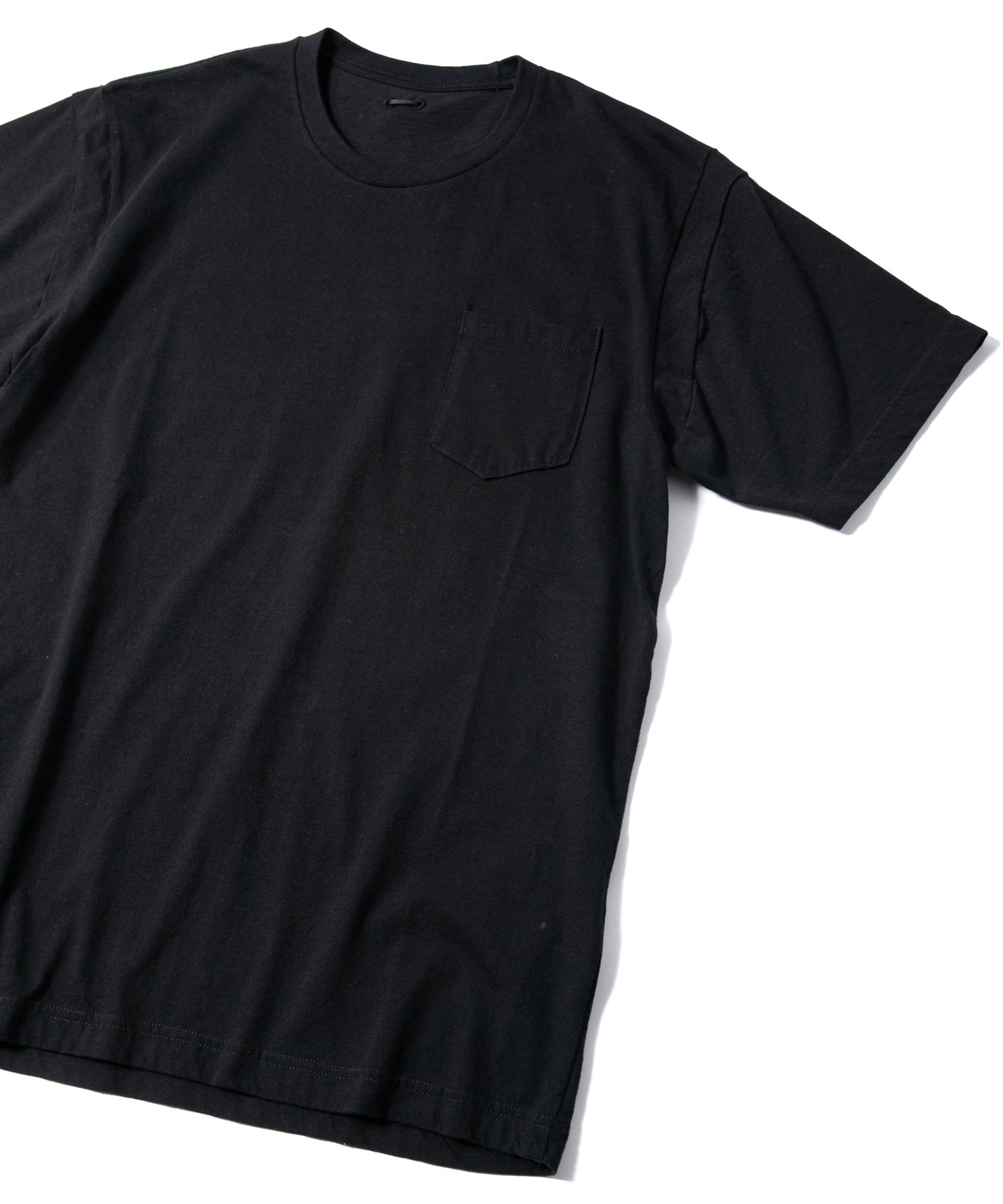 画像をギャラリービューアに読み込む, 30/-ナチュラルソフト天竺 胸ポケット クルーネック Tシャツ（ジャストフィット） - BLACK