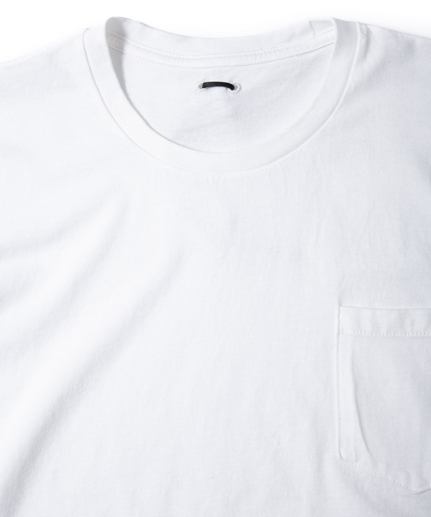 画像をギャラリービューアに読み込む, 30/-ナチュラルソフト天竺 胸ポケット クルーネック Tシャツ（ジャストフィット） - WHITE