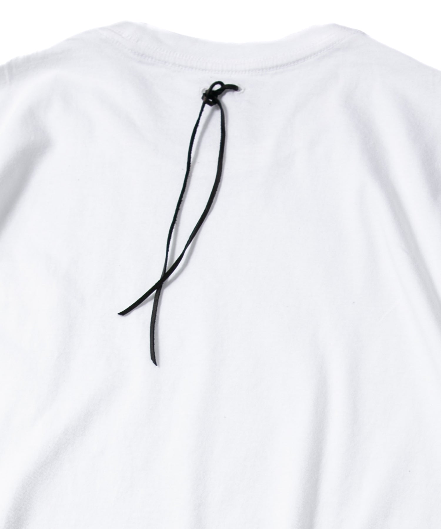 画像をギャラリービューアに読み込む, 30/-ナチュラルソフト天竺 胸ポケット クルーネック Tシャツ（ジャストフィット） - WHITE