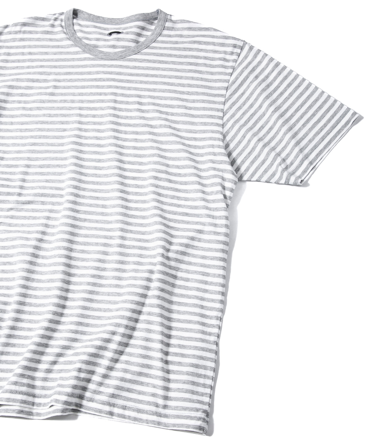 ボーダー強撚天竺 クルーネック Tシャツ（ジャストフィット） - GRAY × WHITE