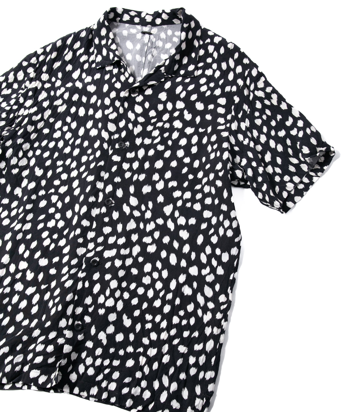 キュプラ レーヨン 豹柄プリントH/S 開襟シャツ  - BLACK