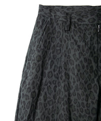 コットン ナイロン豹柄プリント テーパード ワイドパンツ - GRAY