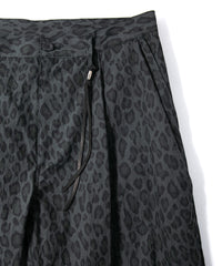 コットン ナイロン豹柄プリント テーパード ワイドパンツ - GRAY