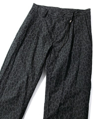 コットン ナイロン豹柄プリント テーパード ワイドパンツ - GRAY