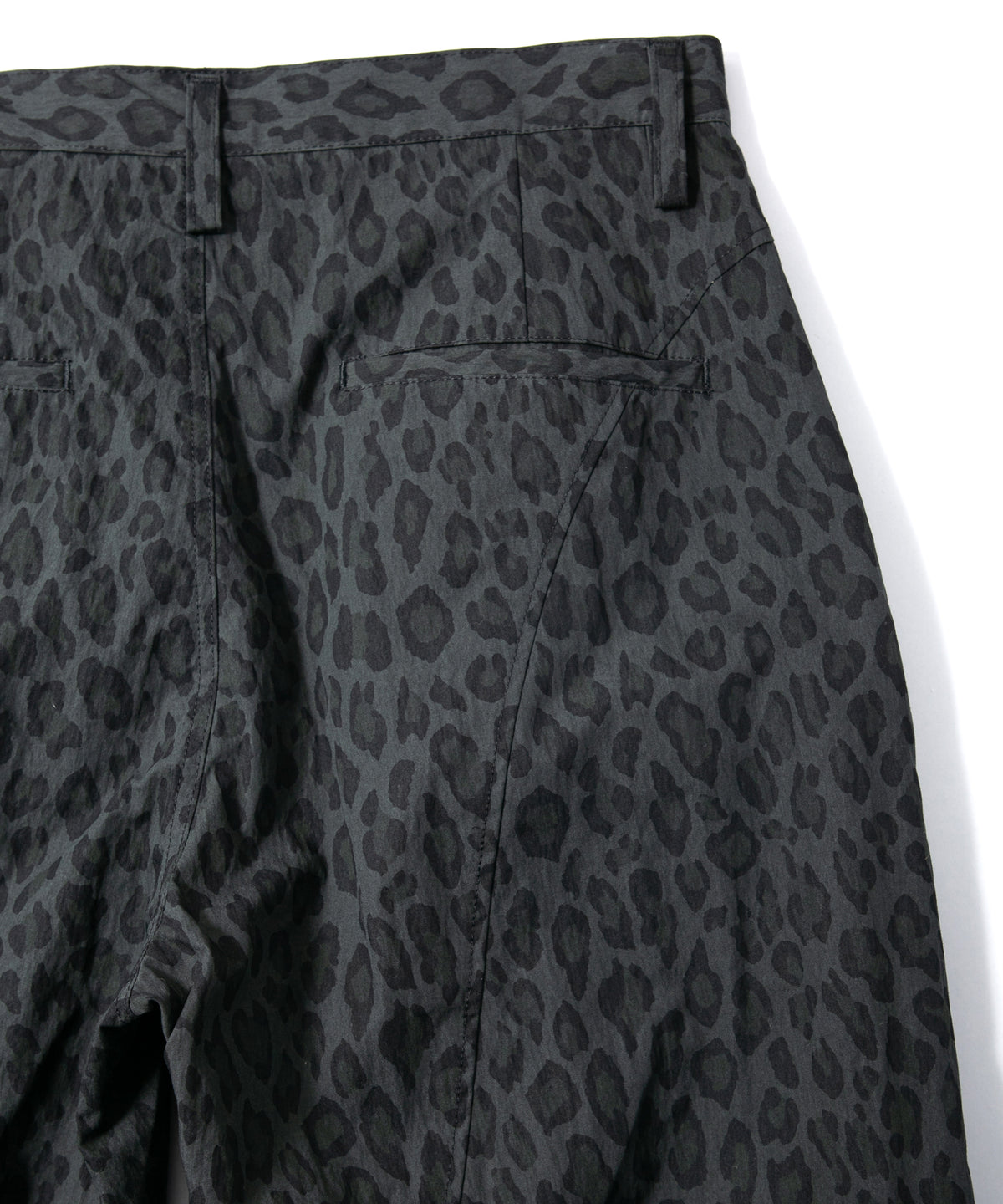 コットン ナイロン豹柄プリント テーパード ワイドパンツ - GRAY