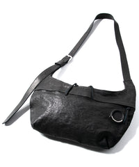 フルタンニン ピット鞣し シュリンク ホースハイド SHAFTER バナナバッグ  - BLACK