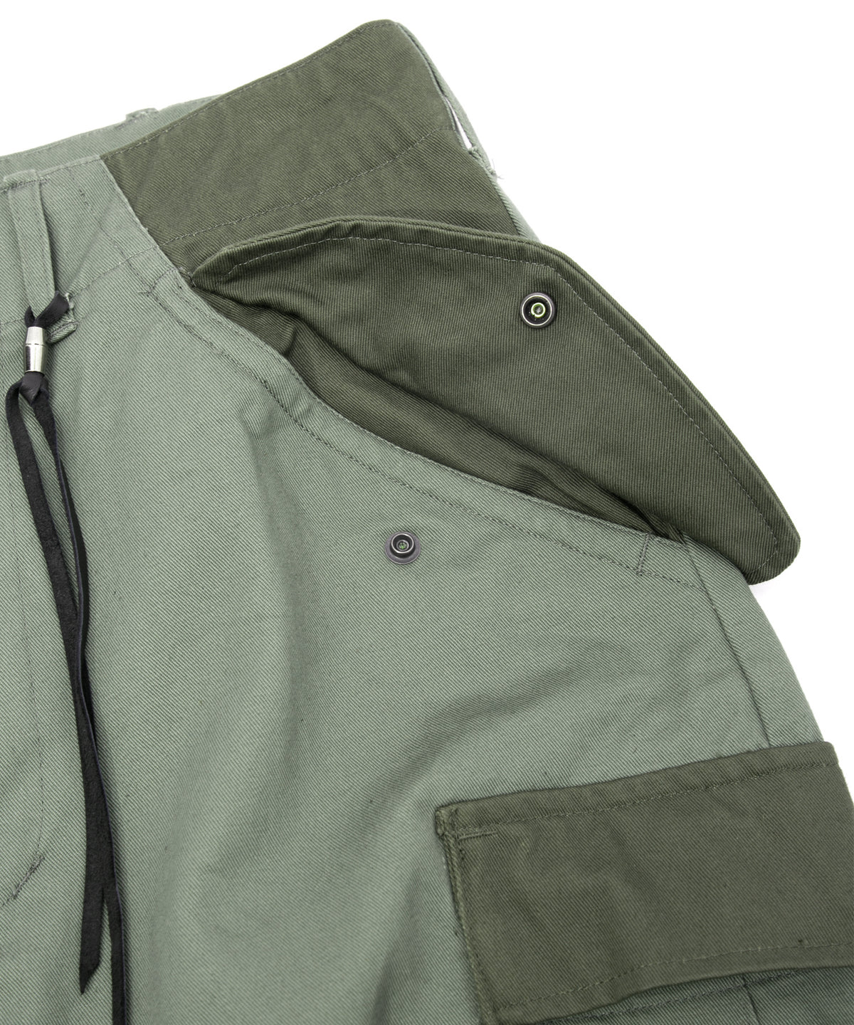 コットン ハイカウント チノクロス カーゴパンツ - OLIVE