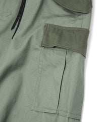 コットン ハイカウント チノクロス カーゴパンツ - OLIVE