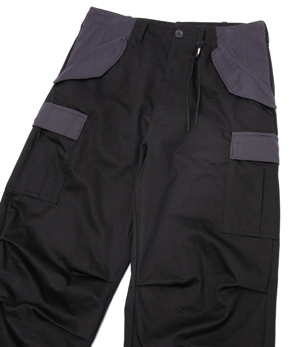 コットン ハイカウント チノクロス カーゴパンツ - BLACK
