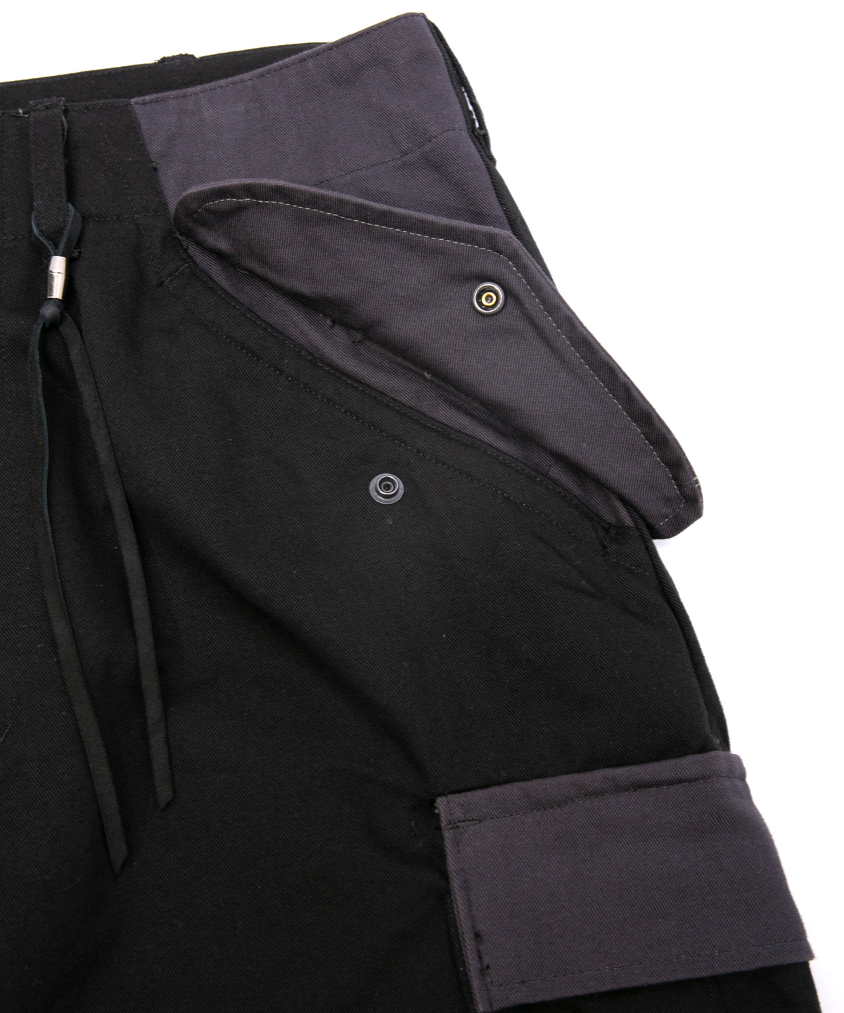 コットン ハイカウント チノクロス カーゴパンツ - BLACK